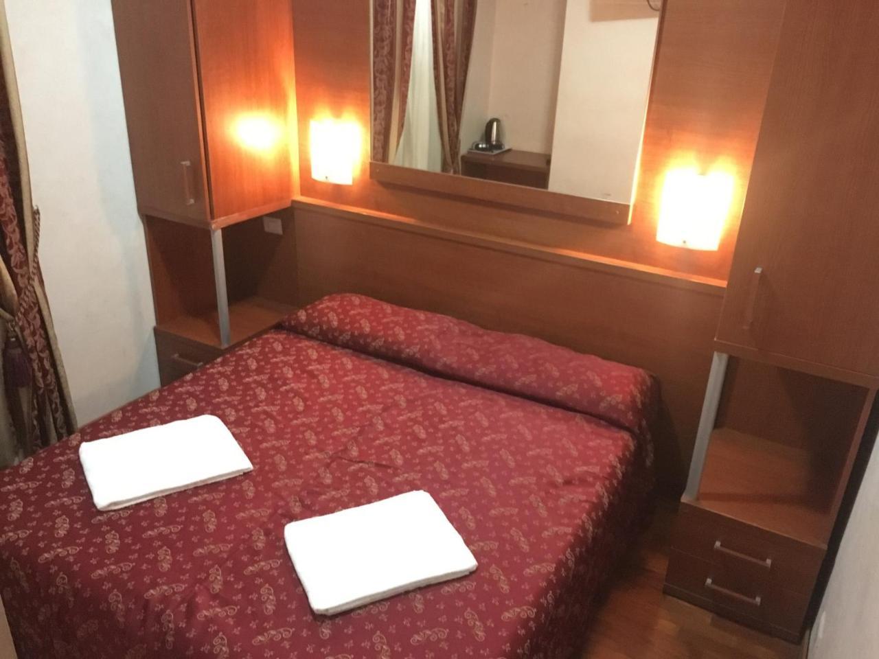 Toffa Place In Рим Экстерьер фото